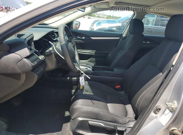 19XFC2F8XJE034806 2018 HONDA CIVIC Silver Вид салону спереду