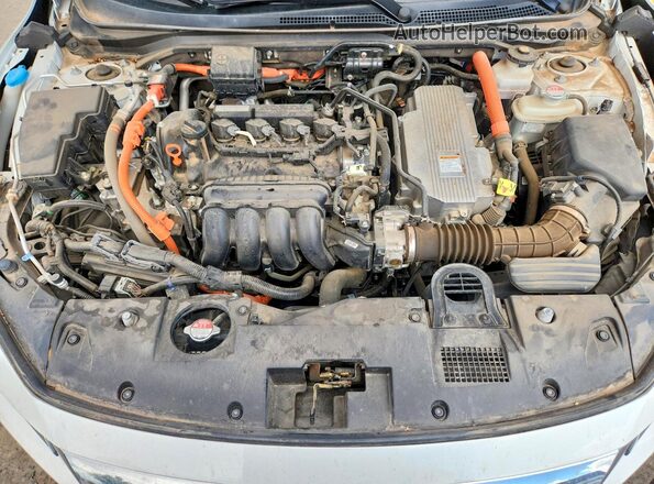 19XZE4F54LE004809 2020 HONDA INSIGHT White Rear interior view
