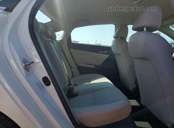 19XZE4F55ME000205 2021 HONDA INSIGHT White Widok tylnych siedzeń