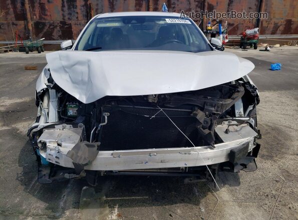 19XZE4F90ME009686 2021 HONDA INSIGHT White Widok z przodu