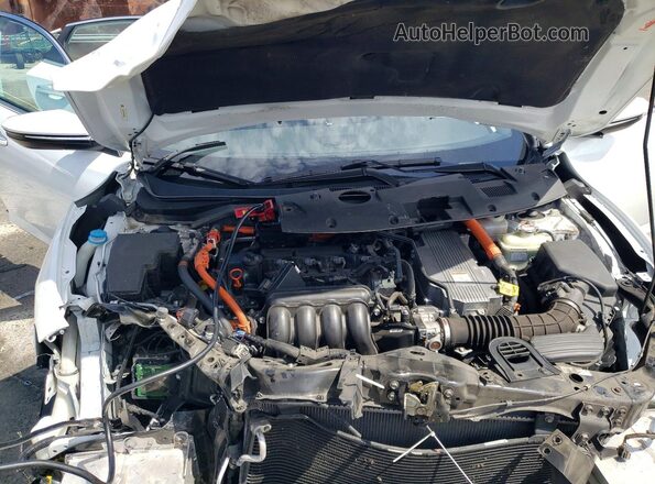 19XZE4F90ME009686 2021 HONDA INSIGHT White Widok wnętrza z tyłu