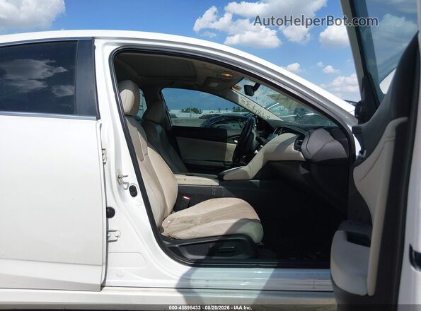 19XZE4F95KE015335 2019 HONDA INSIGHT White Vista interior delantera