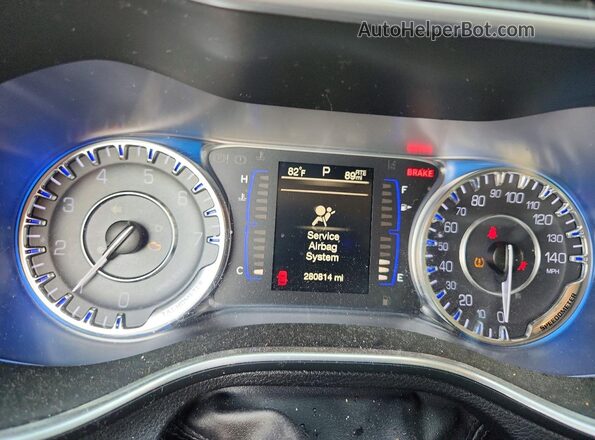 1C3CCCAB1GN108053 2016 CHRYSLER 200 Black Vista del cuadro de instrumentos