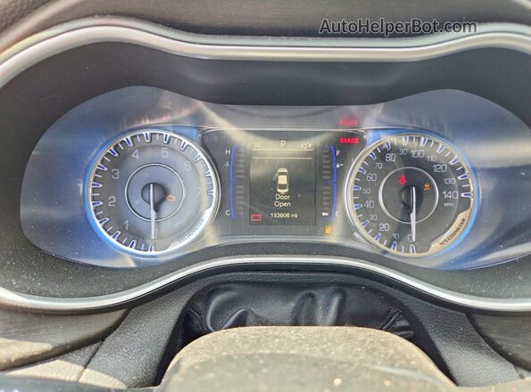 1C3CCCAB1GN111017 2016 CHRYSLER 200 Silver Instrument cluster view