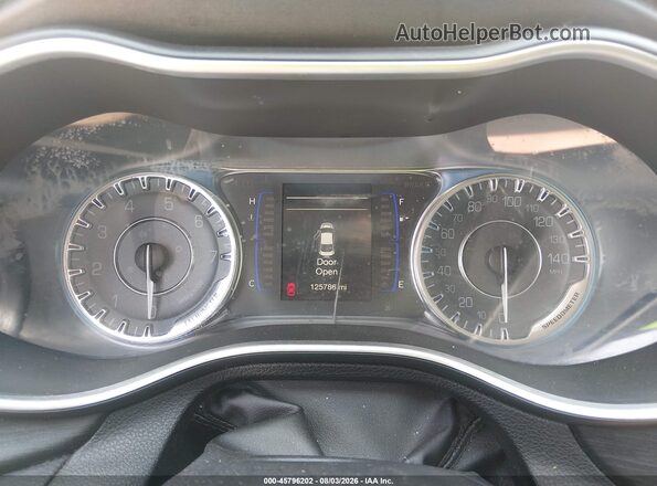 1C3CCCAB1GN154921 2016 CHRYSLER 200 Серебряный Вид задних сидений