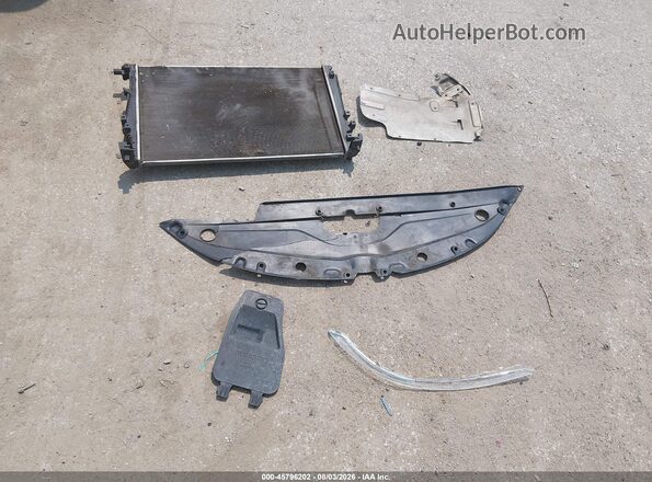 1C3CCCAB1GN154921 2016 CHRYSLER 200 Серебряный Вид панели приборов