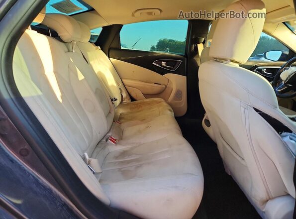 1C3CCCAB2GN102925 2016 CHRYSLER 200 Gray Vista de los asientos traseros