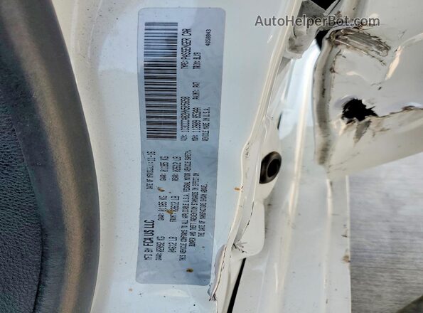 1C3CCCAB2HN505658 2017 CHRYSLER 200 Белый Вид подкапотного пространства