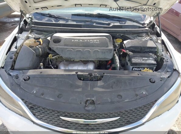 1C3CCCAB3GN141488 2016 CHRYSLER 200 White Rear view