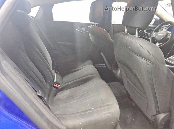 1C3CCCAB4GN172975 2016 CHRYSLER 200 Blue Rear interior view