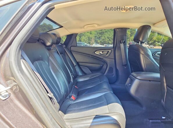 1C3CCCAB4GN192000 2016 CHRYSLER 200 Gray Vista de los asientos traseros