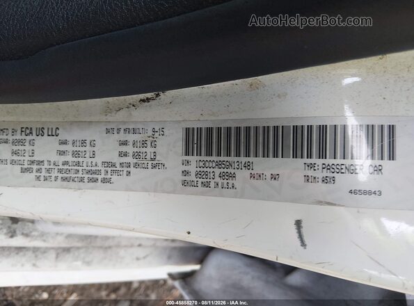 1C3CCCAB5GN131481 2016 CHRYSLER 200 White Vista del compartimento del motor