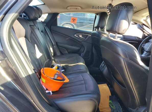 1C3CCCAB5HN511633 2017 CHRYSLER 200 Gray Rear seats view