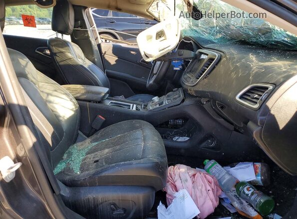 1C3CCCAB5HN511633 2017 CHRYSLER 200 Gray Front interior view