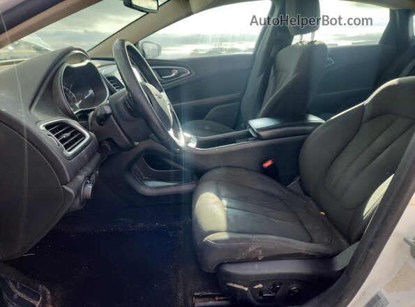 1C3CCCAB7GN177667 2016 CHRYSLER 200 Белый Вид салона спереди