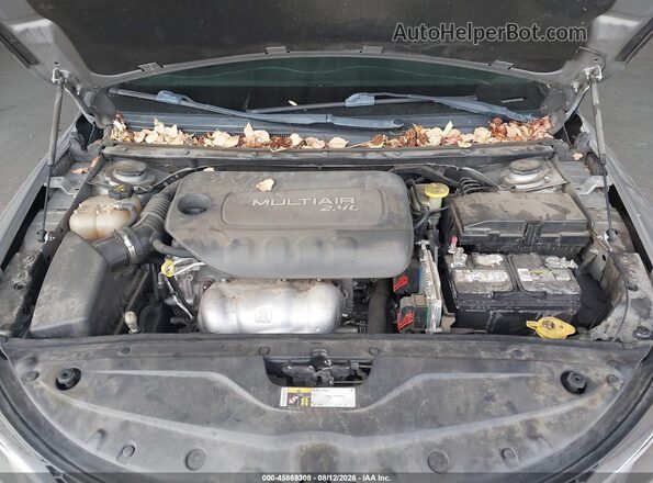 1C3CCCAB9GN150597 2016 CHRYSLER 200 Gray Rear view
