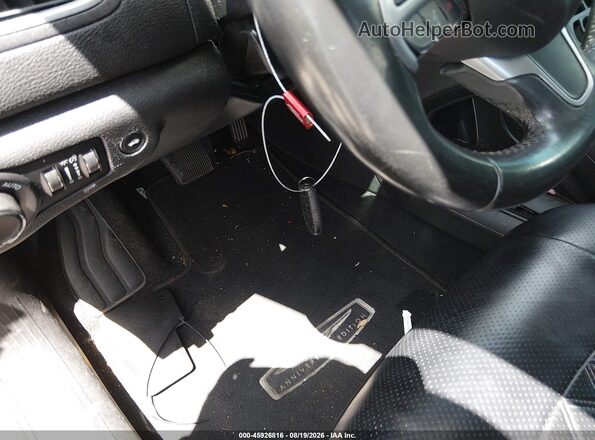 1C3CCCABXGN150298 2016 CHRYSLER 200 Gray Dashboard view