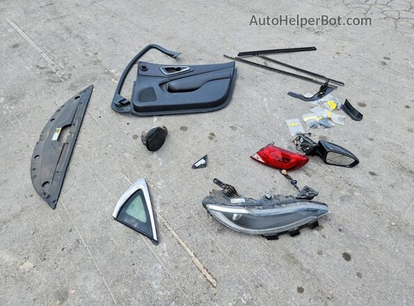 1C3CCCABXHN505360 2017 CHRYSLER 200 Черный Вид подкапотного пространства