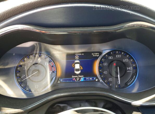 1C3CCCBB7GN182267 2016 CHRYSLER 200 Charcoal Widok zestawu wskaźników
