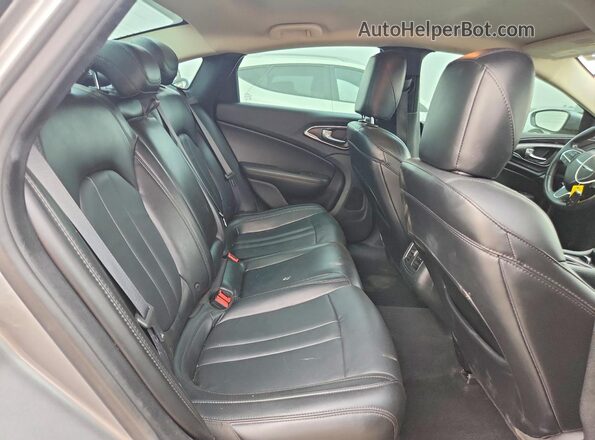 1C3CCCCB1GN134228 2016 CHRYSLER 200 Silver Vista de los asientos traseros