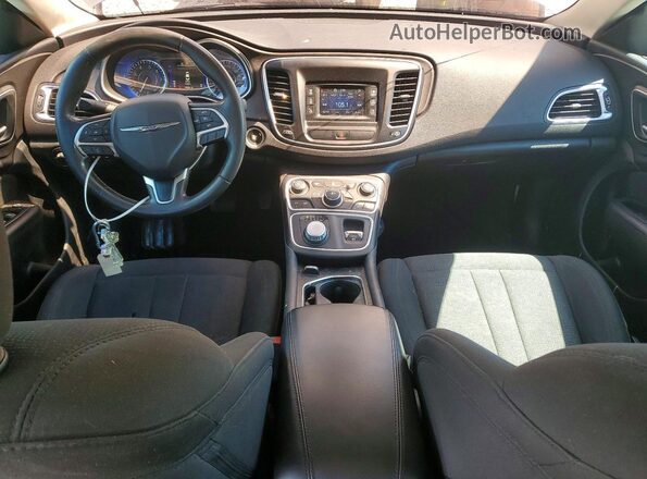 1C3CCCFB6HN501251 2017 CHRYSLER 200 Silver Вид панелі приладів