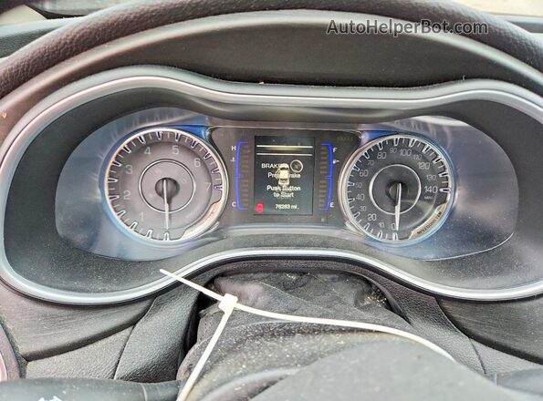 1C3CCCFB8HN504362 2017 CHRYSLER 200 Gray Вид щитка приладів