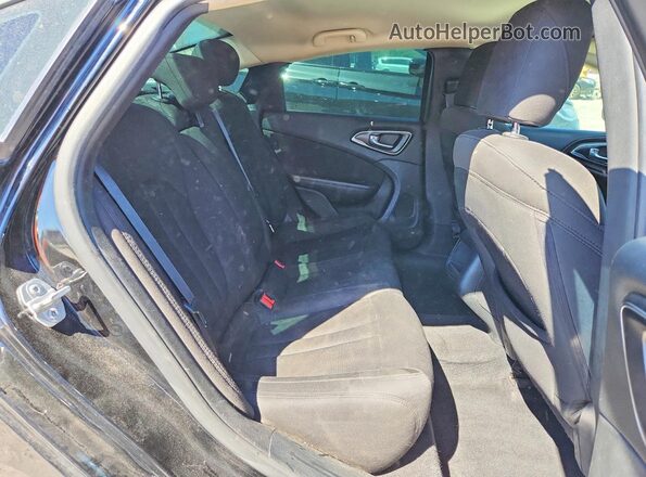 1C3CCCFB9HN509330 2017 CHRYSLER 200 Black უკანა სავარძლების ხედი