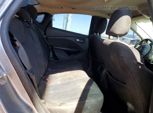 1C3CDFBA5GD652677 2016 DODGE DART Gray Widok tylnych siedzeń