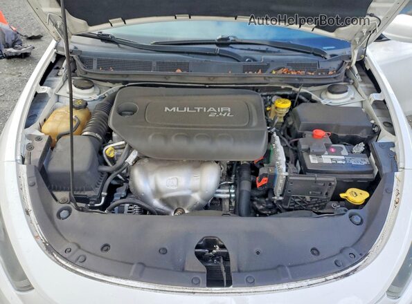 1C3CDFBB1GD505877 2016 DODGE DART White Vista interior trasera