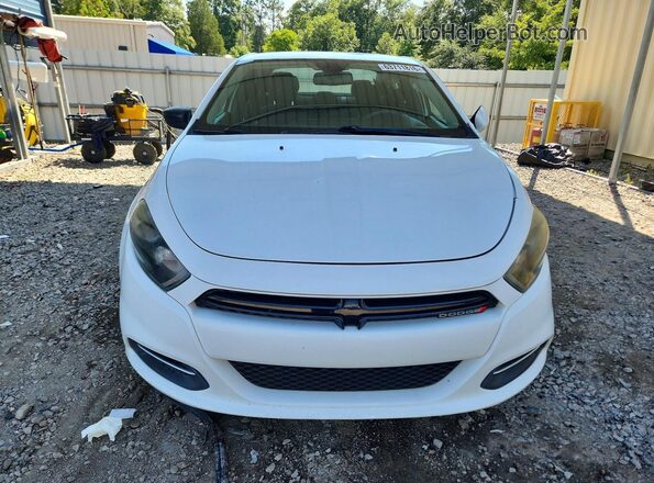 1C3CDFBB7GD635260 2016 DODGE DART White Widok z przodu