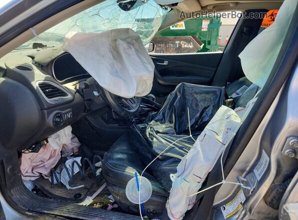 1C3CDFCB9GD565162 2016 DODGE DART Silver Front interior view