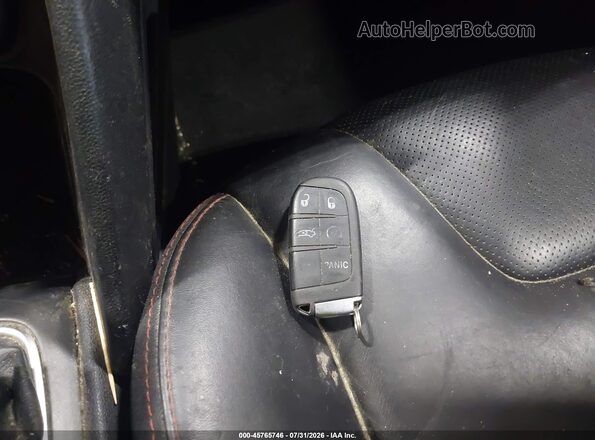 1C3CDFEBXGD685145 2016 DODGE DART Red Widok deski rozdzielczej