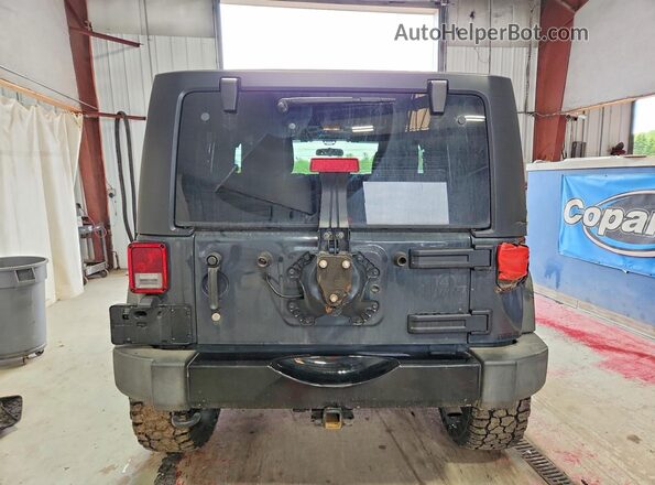 1C4AJWAGXHL577113 2017 JEEP WRANGLER Charcoal Вид ззаду