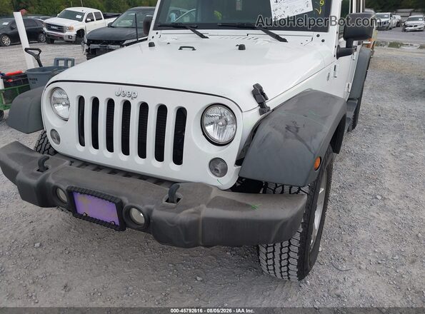 1C4BJWDG0GL196983 2016 JEEP WRANGLER UNLIMITED White Front view