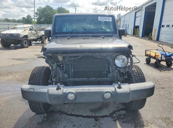 1C4BJWDG1GL209174 2016 JEEP WRANGLER Gray Front view