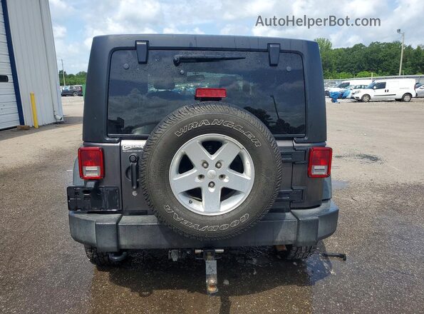 1C4BJWDG1GL209174 2016 JEEP WRANGLER Gray Rear view