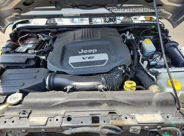 1C4BJWDG2HL649325 2017 JEEP WRANGLER Silver უკანა სალონის ხედი
