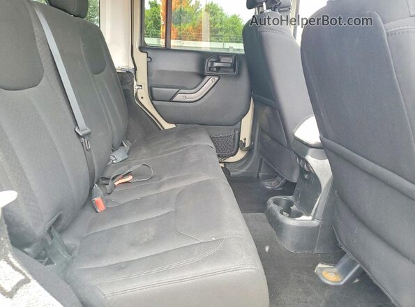 1C4BJWDG2JL805174 2018 JEEP WRANGLER Brown უკანა სალონის ხედი