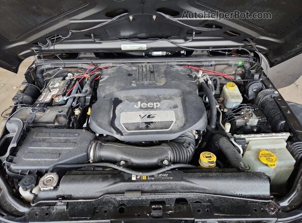 1C4BJWDG2JL861857 2018 JEEP WRANGLER Gray უკანა სალონის ხედი