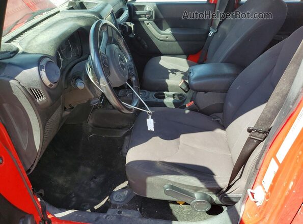 1C4BJWDG3GL155747 2016 JEEP WRANGLER Red Widok wnętrza z przodu