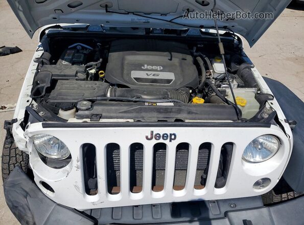 1C4BJWDG3GL170989 2016 JEEP WRANGLER White Widok wnętrza z tyłu