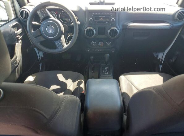1C4BJWDG3GL170989 2016 JEEP WRANGLER White Widok deski rozdzielczej