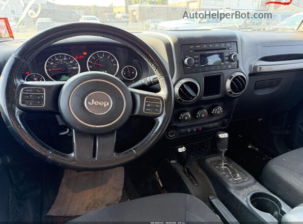 1C4BJWDG3GL194273 2016 JEEP WRANGLER UNLIMITED Black ხელსაწყოთა პანელის ხედი