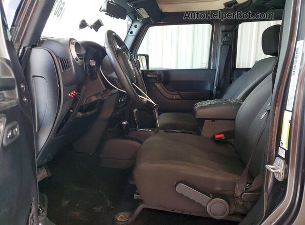 1C4BJWDG3HL547869 2017 JEEP WRANGLER Charcoal Вид салону спереду