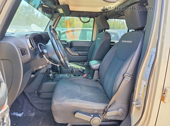1C4BJWDG3JL864427 2018 JEEP WRANGLER Green Vista interior delantera