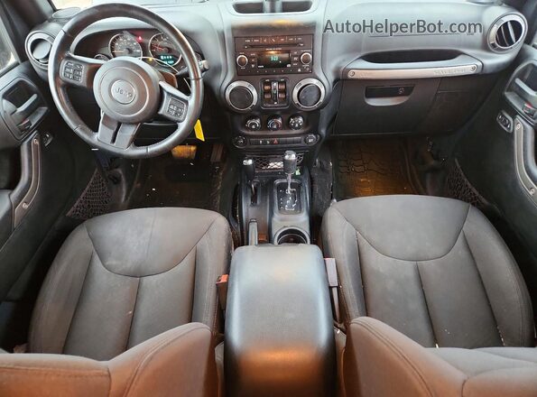 1C4BJWDG4GL216023 2016 JEEP WRANGLER Gray Dashboard view