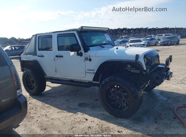 1C4BJWDG4JL828942 2018 JEEP WRANGLER White Rear interior view