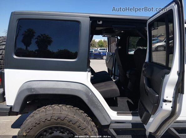 1C4BJWDG4JL831081 2018 JEEP WRANGLER White VIN sticker view