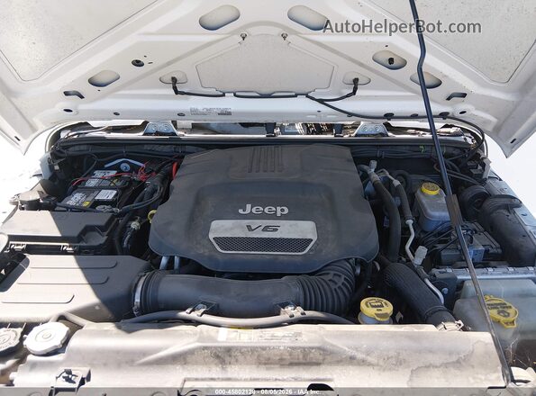 1C4BJWDG4JL831081 2018 JEEP WRANGLER White Rear view