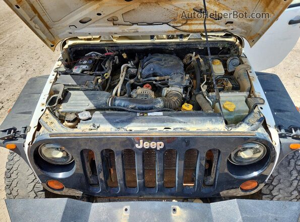 1C4BJWDG5GL150677 2016 JEEP WRANGLER White ძრავის განყოფილების ხედი
